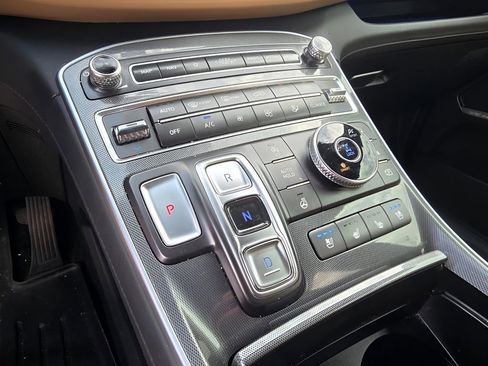 Used 2023 Hyundai Santa Fe Calligraphy image 18