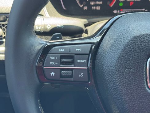 Used 2025 Honda Civic Sport image 22