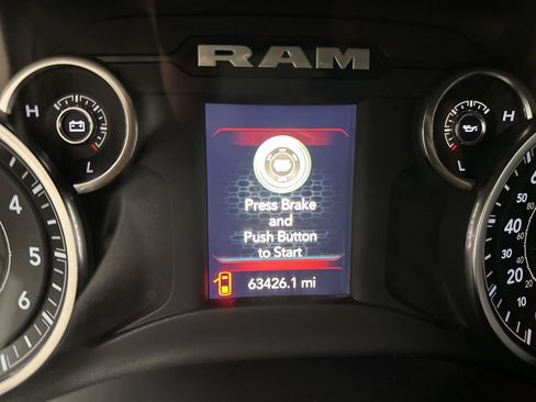 Used 2024 RAM 2500 Big Horn AWD/4WD image 45