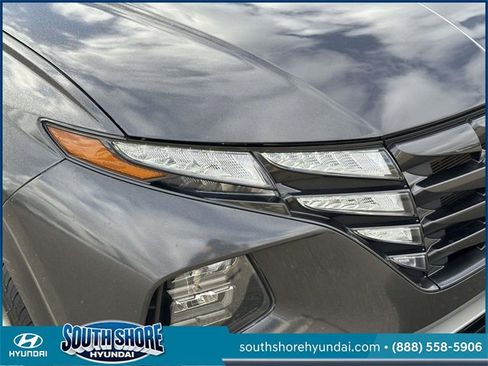 Certified 2022 Hyundai Tucson SE w/ Cargo Package image 11