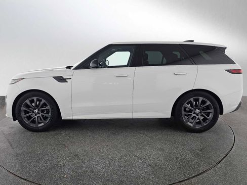 Used 2024 Land Rover Range Rover Sport Dynamic SE AWD/4WD image 2
