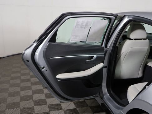 Used 2025 Hyundai Sonata SEL image 19