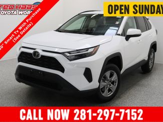 Used 2025 Toyota RAV4 XLE FWD video 1