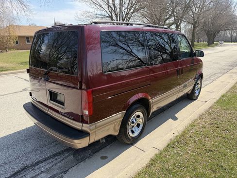 Used 2001 Chevrolet Astro Passenger AWD image 5
