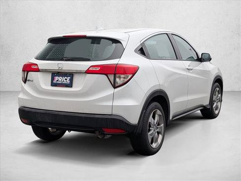 Used 2019 Honda HR-V LX image 4