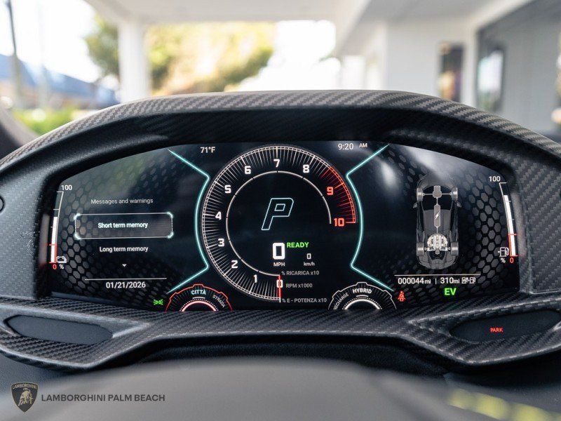 Used 2025 Lamborghini Revuelto AWD/4WD image 15