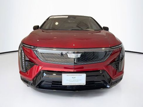 New 2026 Cadillac Optiq Sport 2 w/ LPO, Floor Liner Package image 2