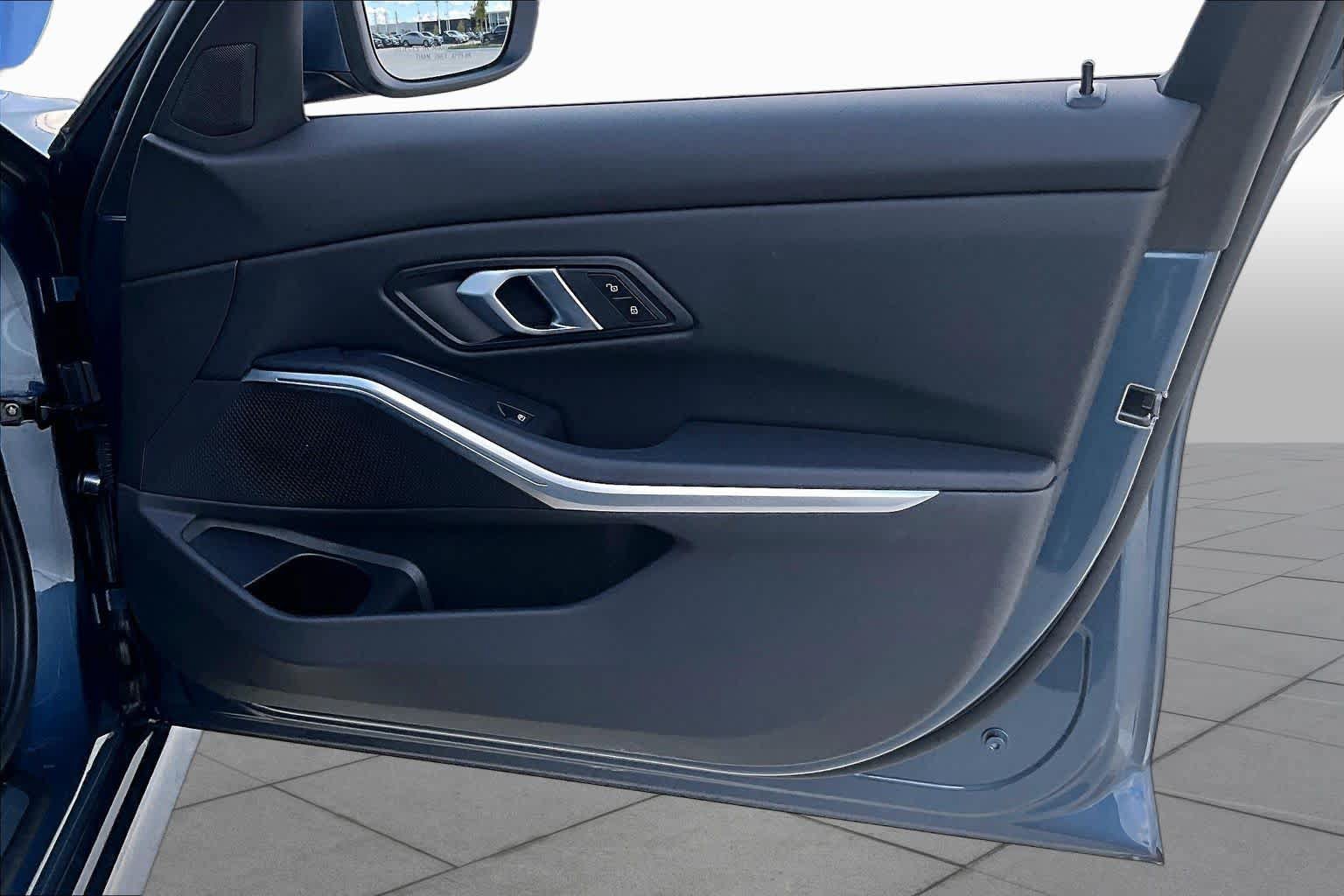 Used 2026 BMW 330i Sedan RWD image 25