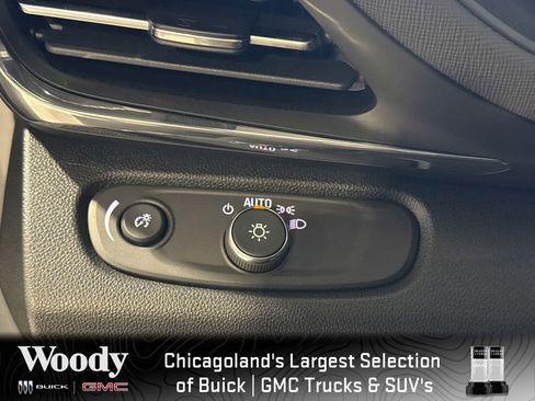 Certified 2025 Buick Envista Preferred image 16