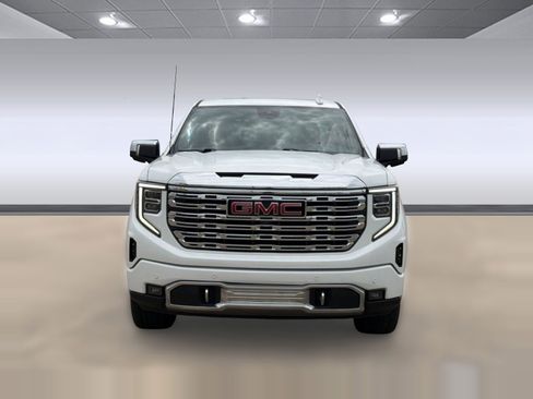 Used 2023 GMC Sierra 1500 Denali w/ Denali Reserve Package AWD/4WD image 6