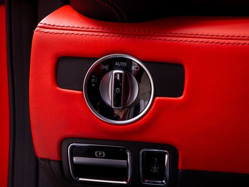Used 2017 Mercedes-Benz AMG GT S w/ Exclusive Interior Package image 23