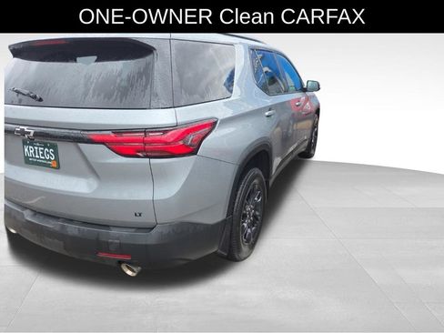 Used 2023 Chevrolet Traverse LT FWD image 6