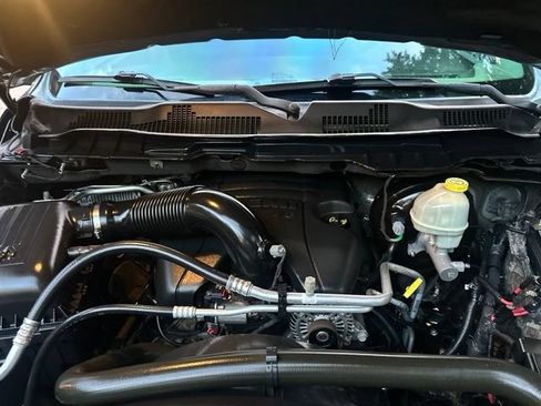 Used 2016 RAM 1500 Laramie Longhorn AWD/4WD image 3