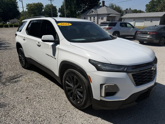 Used 2023 Chevrolet Traverse RS FWD image 7