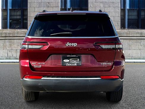 Used 2022 Jeep Grand Cherokee L Limited image 4