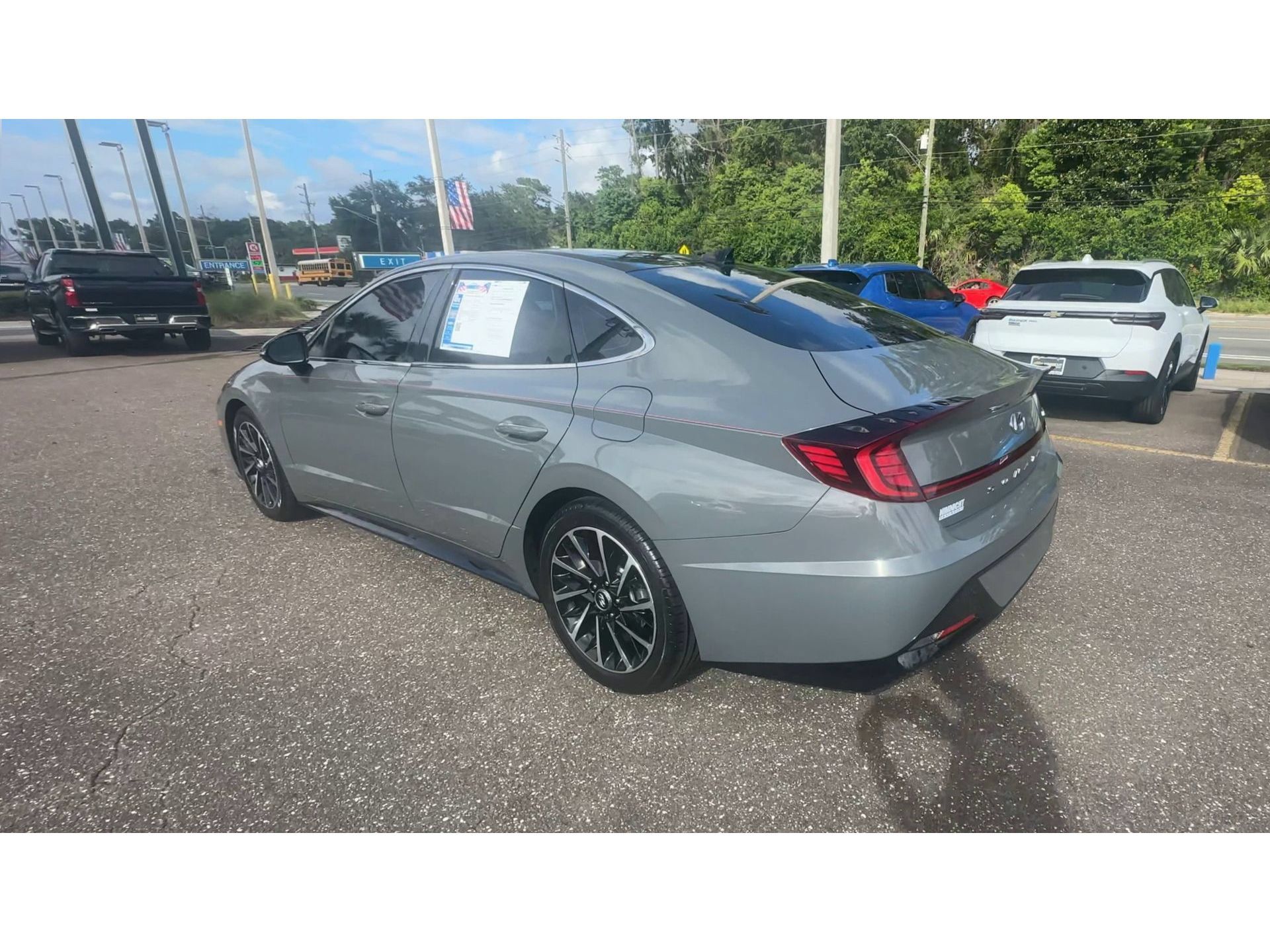Used 2020 Hyundai Sonata SEL Plus w/ Tech Package FWD image 4