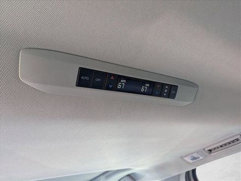 Used 2024 Toyota Sienna XLE image 17