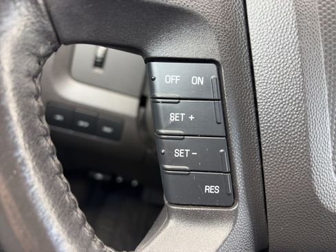 Used 2009 Ford Escape XLT AWD/4WD image 30