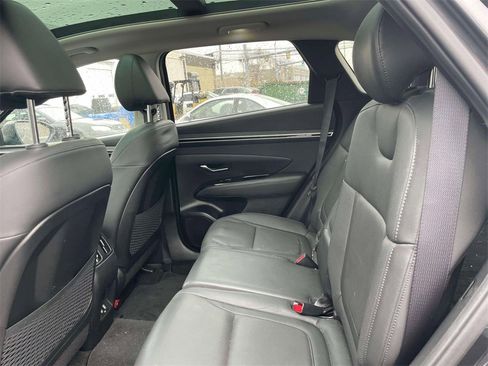 Used 2023 Hyundai Tucson Limited w/ Cargo Package image 12