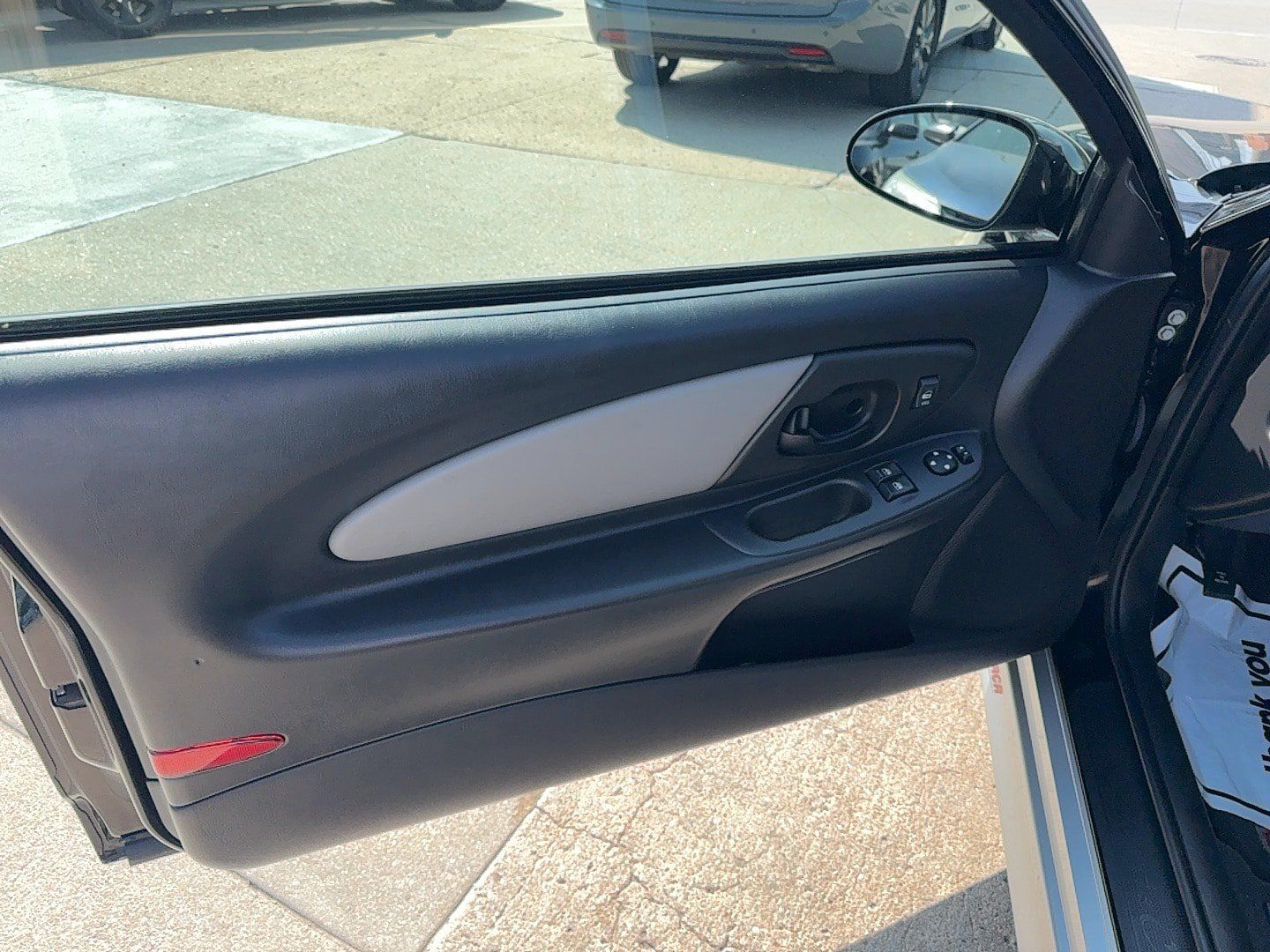 Used 2002 Chevrolet Monte Carlo SS w/ Preferred Equipment Group FWD image 23