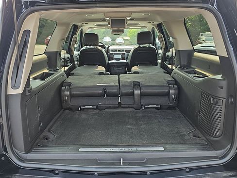 Used 2014 GMC Yukon XL Denali AWD/4WD image 24