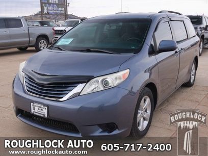 Used 2015 Toyota Sienna LE