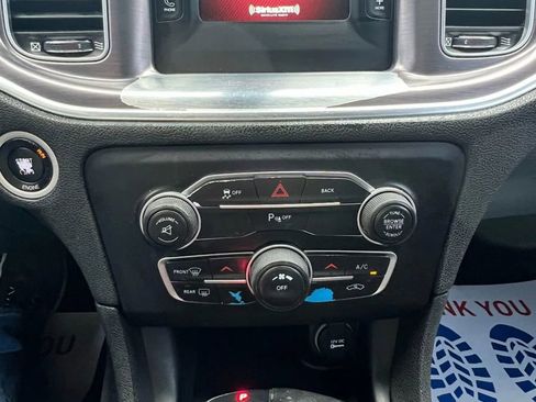 Used 2015 Dodge Charger SE w/ Popular Equipment Group image 14