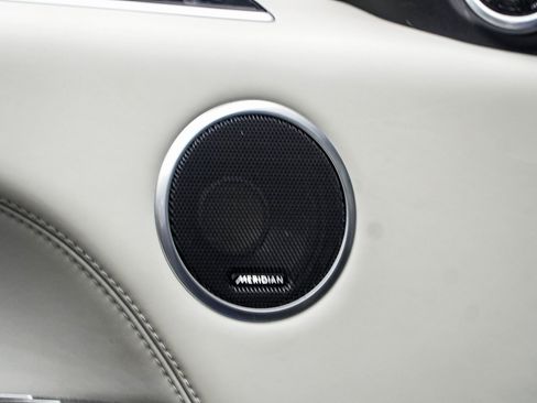 Used 2021 Land Rover Range Rover Sport SVR Carbon Edition image 33