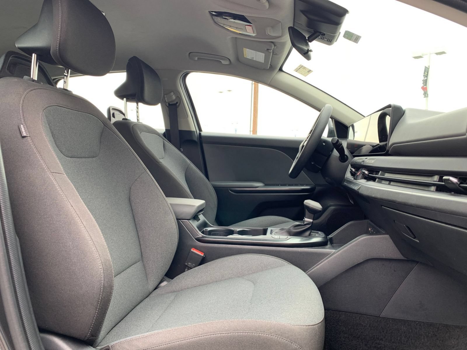 Used 2025 Kia K4 FWD image 34