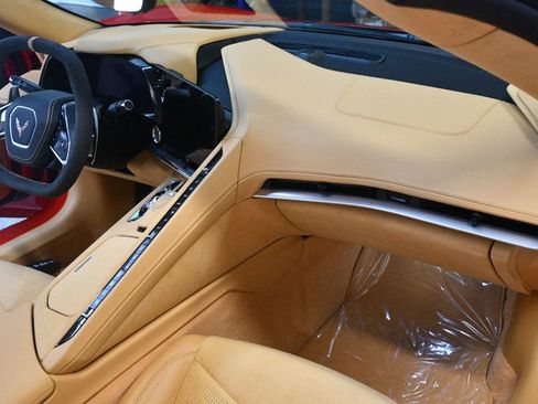 Used 2023 Chevrolet Corvette Stingray Premium Conv w/ Z51 Performance Package RWD image 34