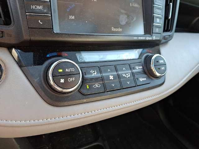 Certified 2018 Toyota RAV4 Limited AWD/4WD image 18