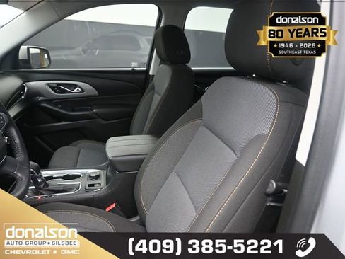 Used 2021 Chevrolet Traverse LT FWD image 9