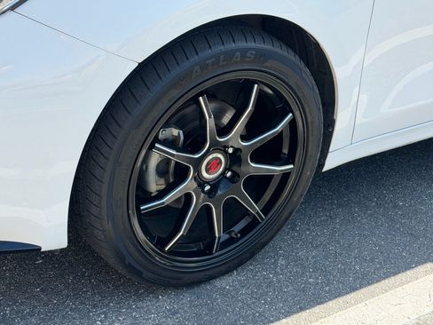 Used 2019 Kia Forte LXS FWD image 6