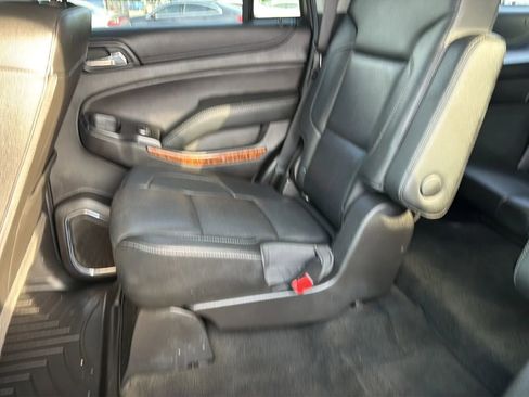 Used 2018 Chevrolet Tahoe Premier AWD/4WD image 42