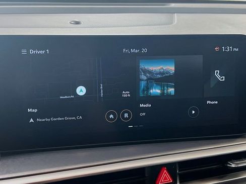 Used 2024 Kia Sorento S image 15