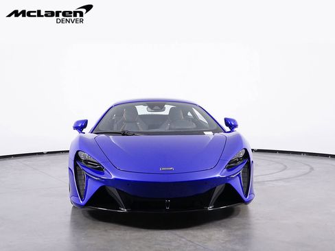 New 2025 McLaren Artura RWD image 19