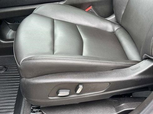 Certified 2024 Cadillac XT6 Luxury w/ LPO, Floor Liner Package AWD/4WD image 25