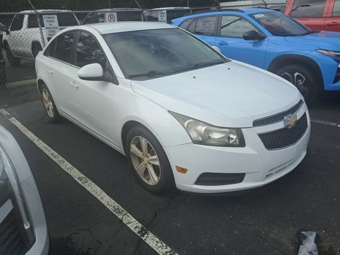 Used 2014 Chevrolet Cruze LT FWD image 6