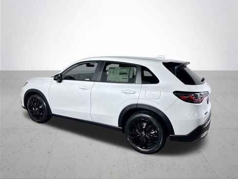 New 2026 Honda HR-V Sport image 8