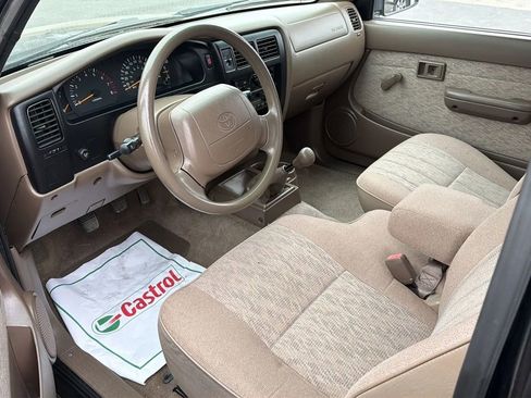Used 1999 Toyota Tacoma 2WD Xtracab image 11
