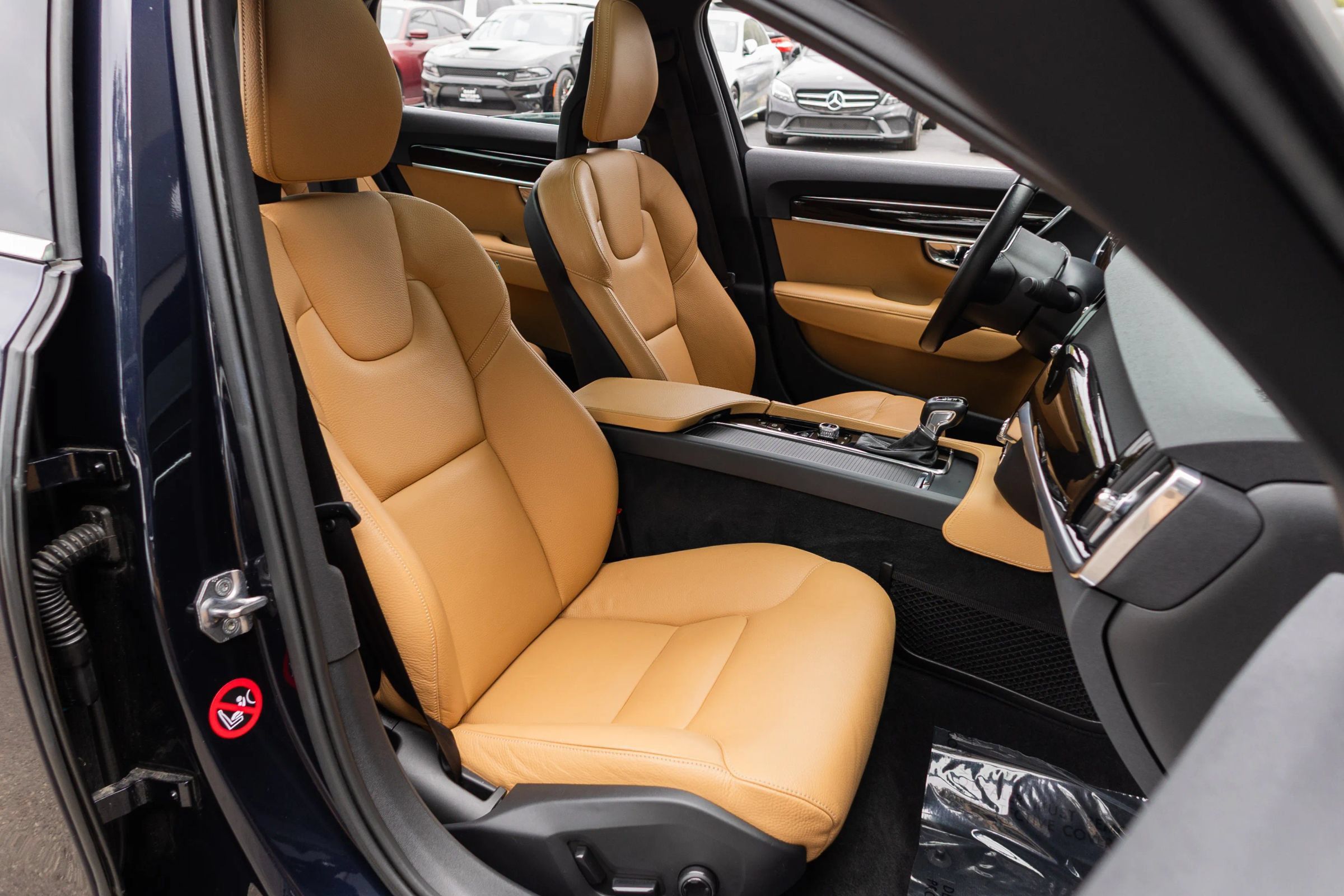 Used 2017 Volvo S90 T5 Momentum w/ Vision Package FWD image 30