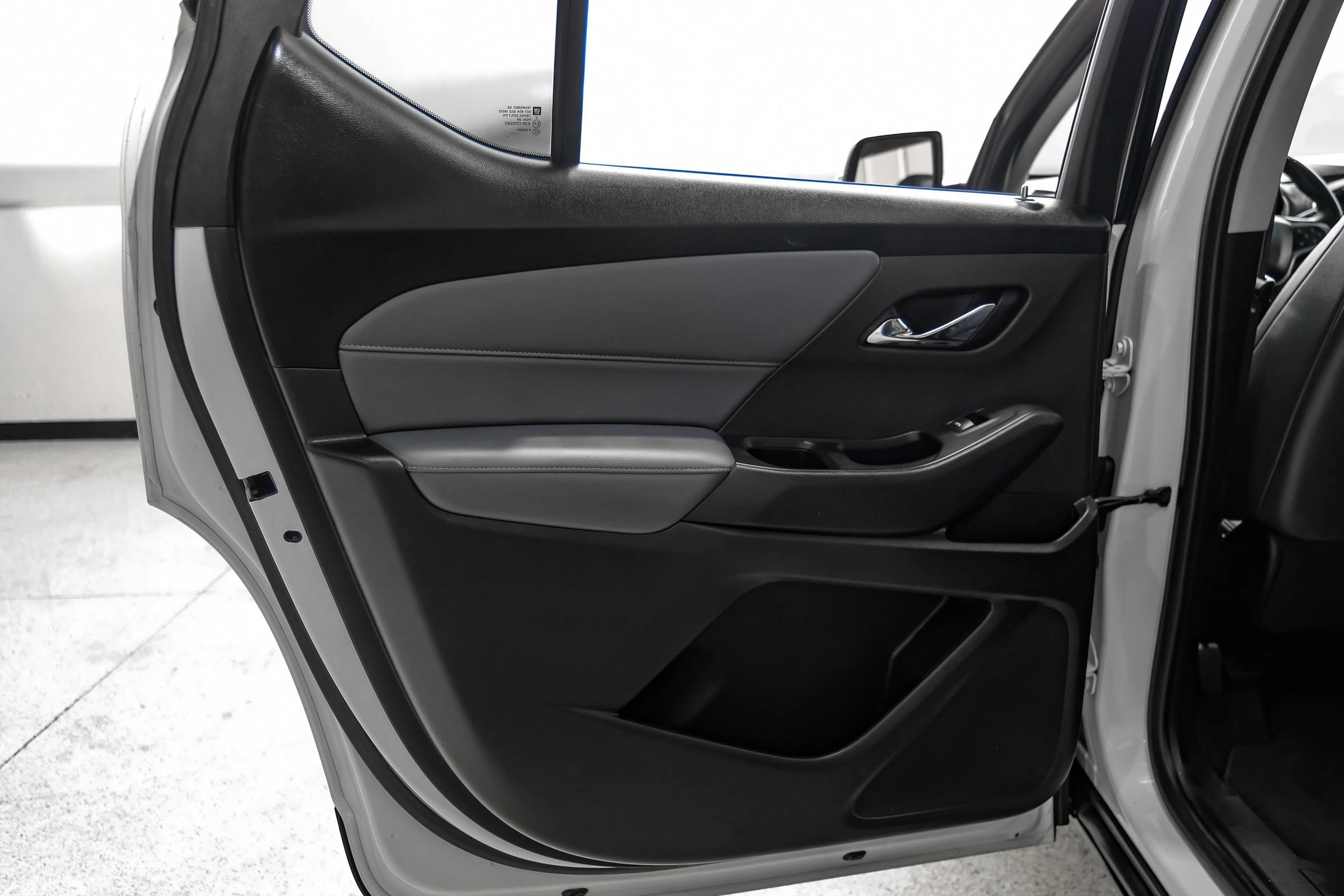 Used 2018 Chevrolet Traverse LT FWD image 61