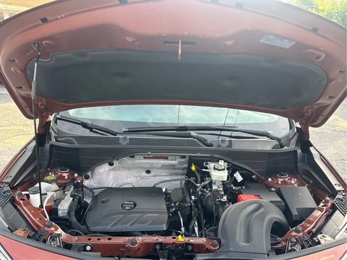 Used 2020 Buick Encore GX Essence w/ Advanced Technology Package AWD/4WD image 13