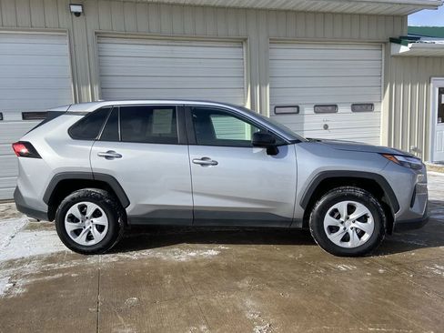 Used 2024 Toyota RAV4 LE image 7