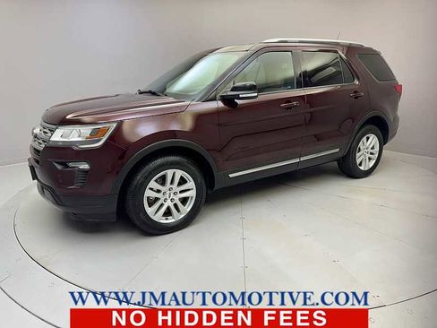 Used 2018 Ford Explorer XLT w/ Equipment Group 202A AWD/4WD image 1