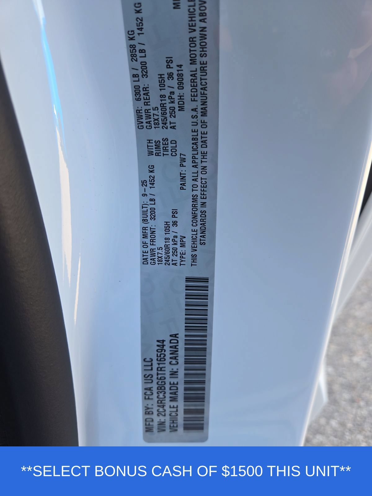 New 2026 Chrysler Pacifica Select AWD/4WD image 27
