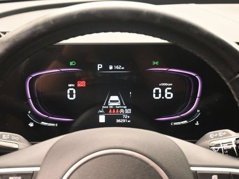 Used 2023 Kia Sportage EX FWD image 11