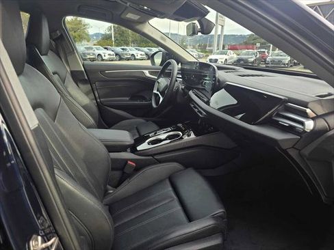 New 2026 Audi A6 Premium Plus image 9