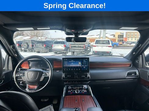 Used 2024 Lincoln Navigator Premiere image 28