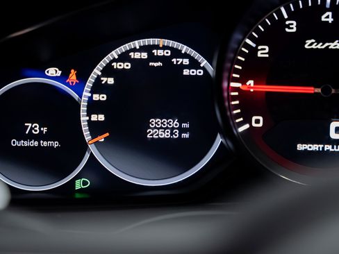 Used 2023 Porsche Cayenne Turbo image 47